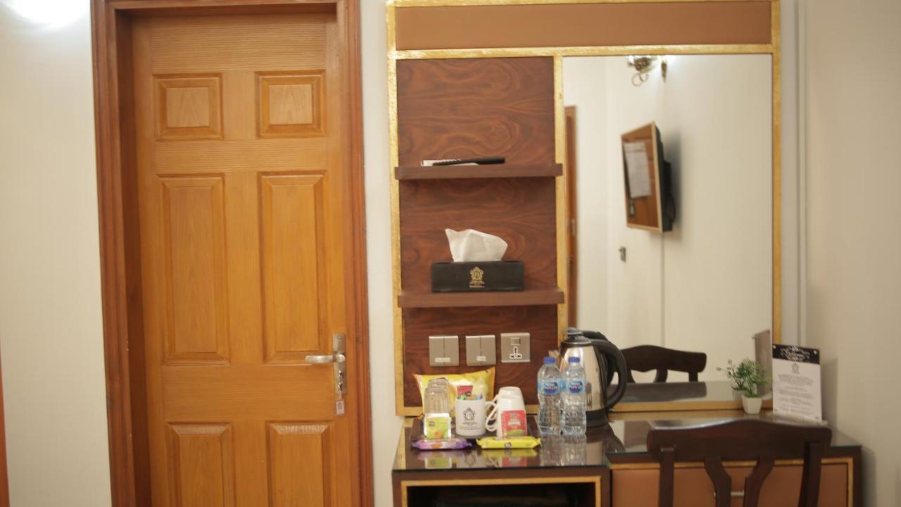 Four Squares Karachi Bed & Breakfast Eksteriør bilde